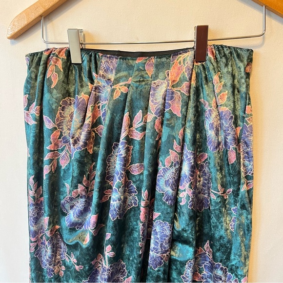 Free People Poets Velvet Sarong midi skirt M Green floral NEW Elastic waist NWT - Picture 4 of 8